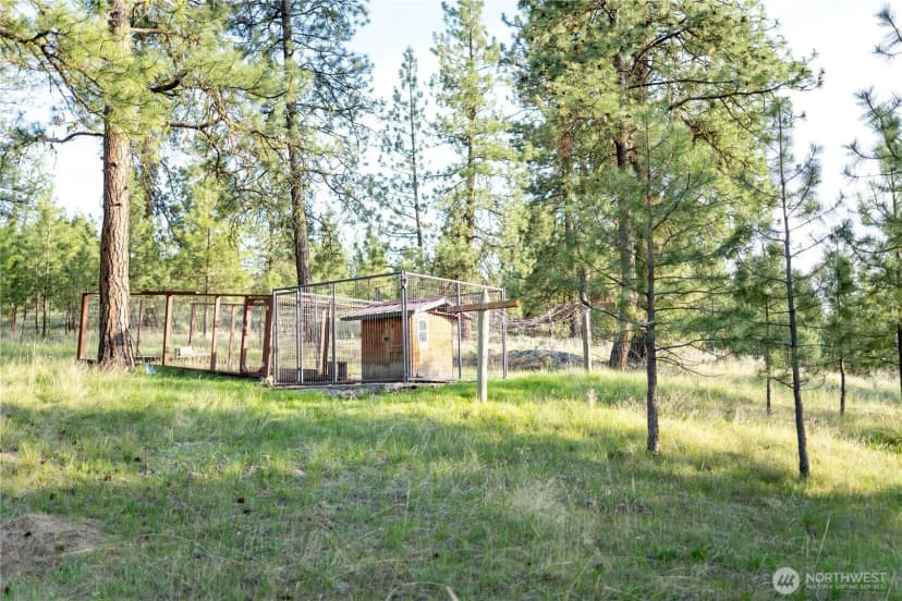 Property photo for 21 Deer Ridge Road, Tonasket photo 12