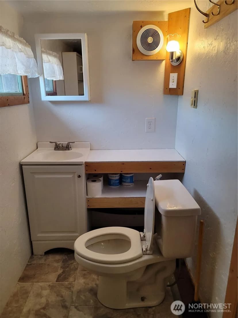 Property photo for 511 E Broadway Street, Goldendale photo 12