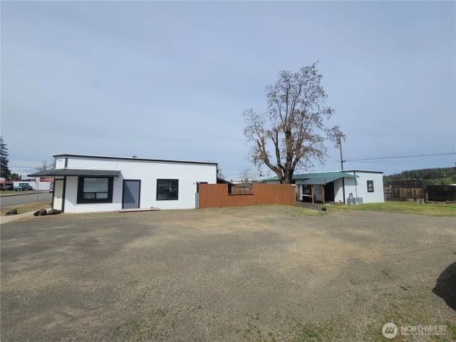Property photo for 511 E Broadway Street, Goldendale photo 3