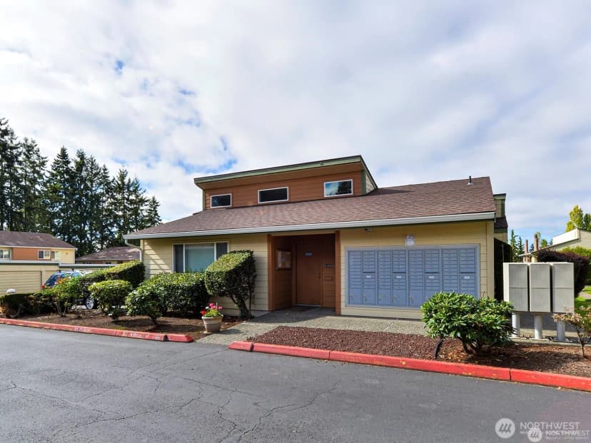 Property photo for 23629 112th Ave Se #e202, Kent photo 17