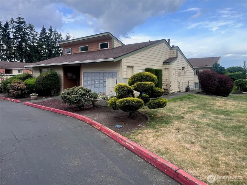 Property photo for 23629 112th Ave Se #e202, Kent photo 19