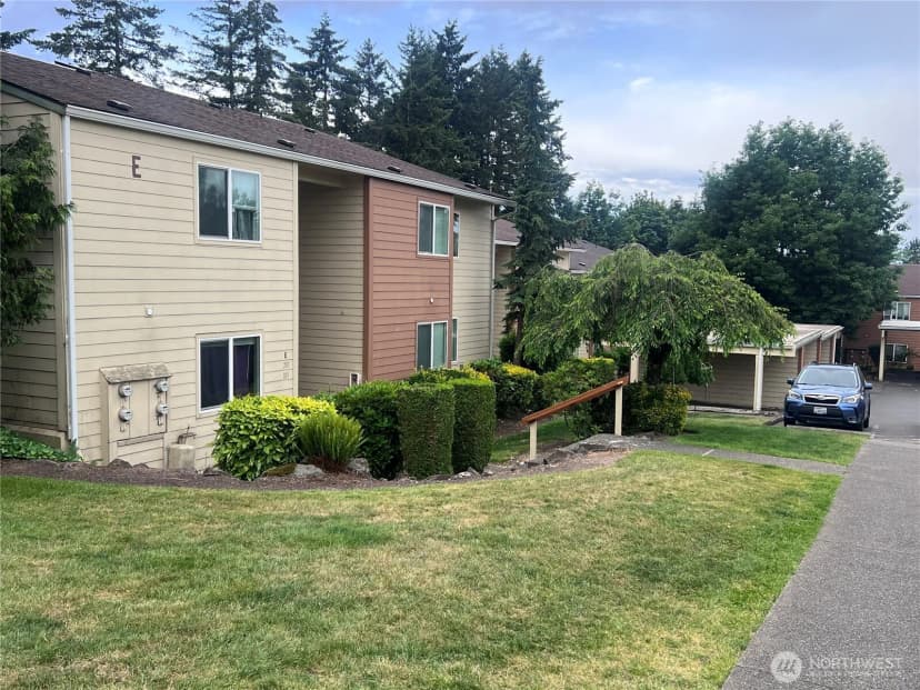 Property photo for 23629 112th Ave Se #e202, Kent