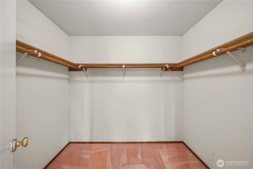 Property photo for 3811 S 255th Place, Kent photo 15