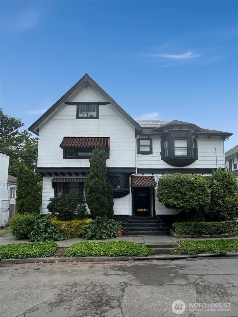 Property photo for 1745 12th Avenue S #1 - 4, Seattle photo 6
