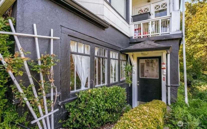 Property photo for 1745 12th Avenue S #1 - 4, Seattle photo 7