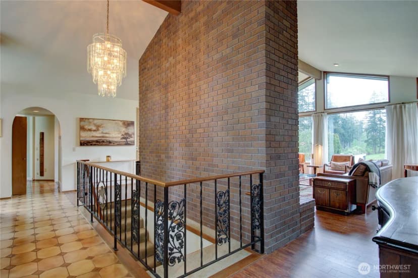 Property photo for 2259 Happy Valley Road, Oak Harbor photo 10