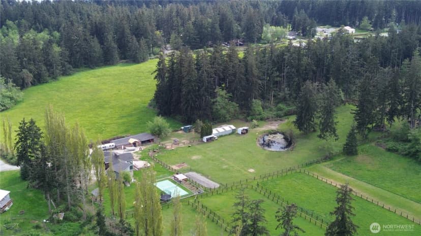 Property photo for 2259 Happy Valley Road, Oak Harbor photo 37