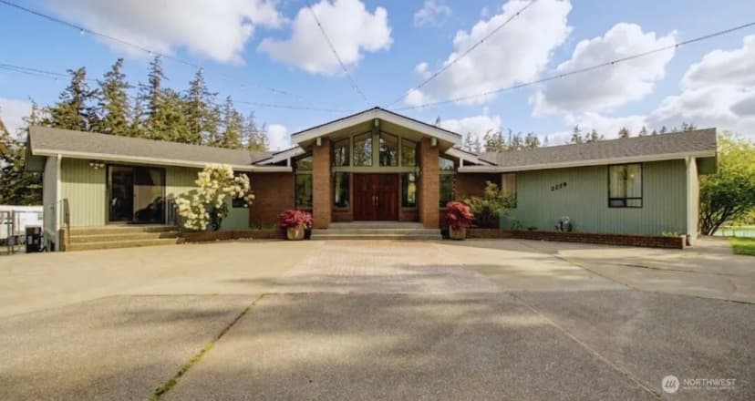 Property photo for 2259 Happy Valley Road, Oak Harbor photo 2