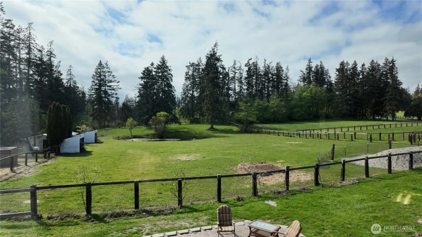 Property photo for 2259 Happy Valley Road, Oak Harbor photo 6