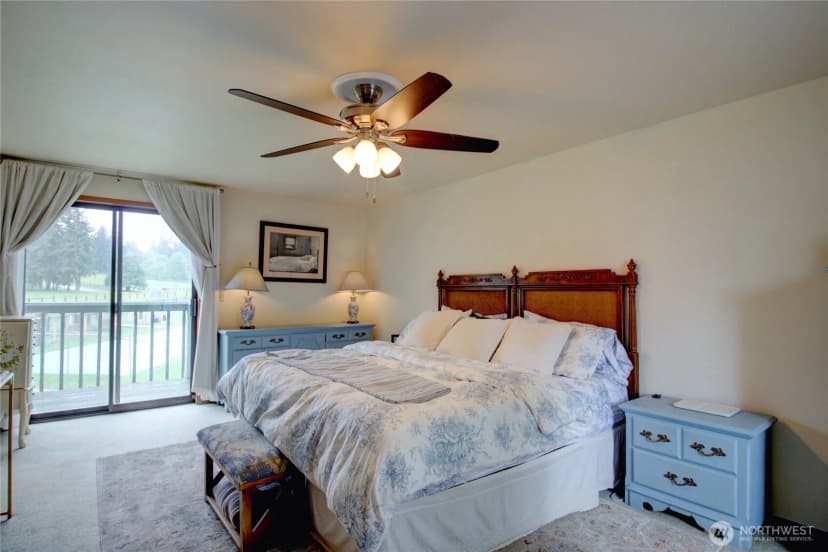 Property photo for 2259 Happy Valley Road, Oak Harbor photo 18