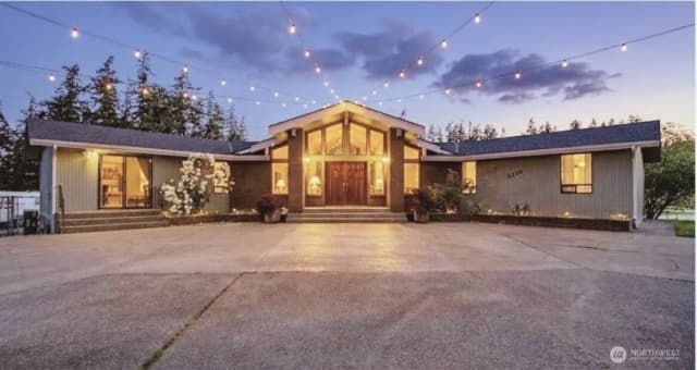 Property photo for 2259 Happy Valley Road, Oak Harbor