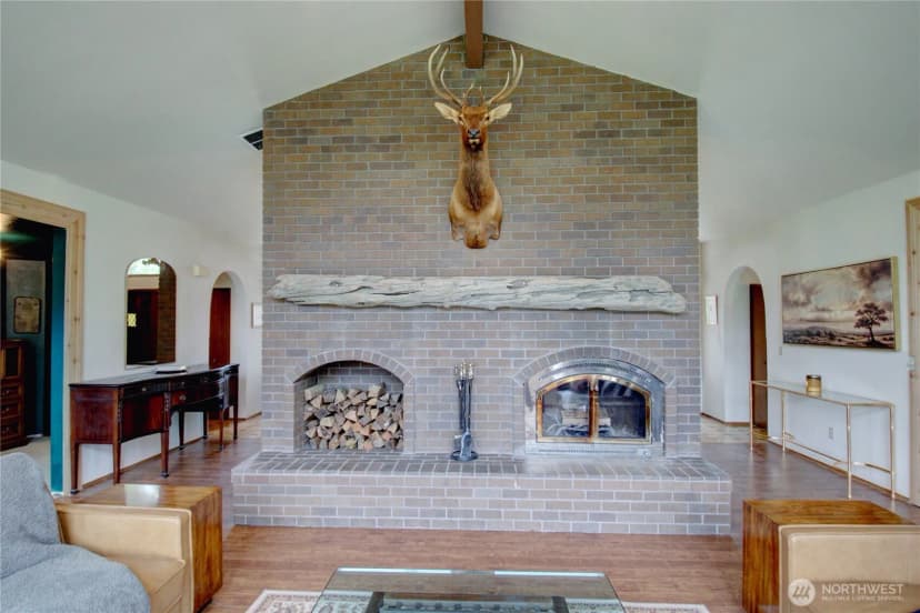 Property photo for 2259 Happy Valley Road, Oak Harbor photo 12