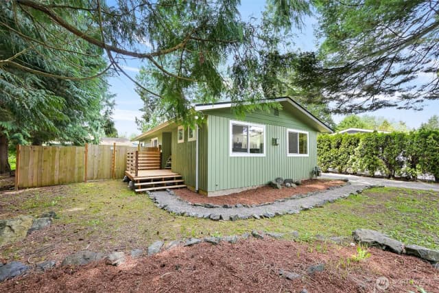 Property photo for 8257 Salish Lane, Blaine photo 2