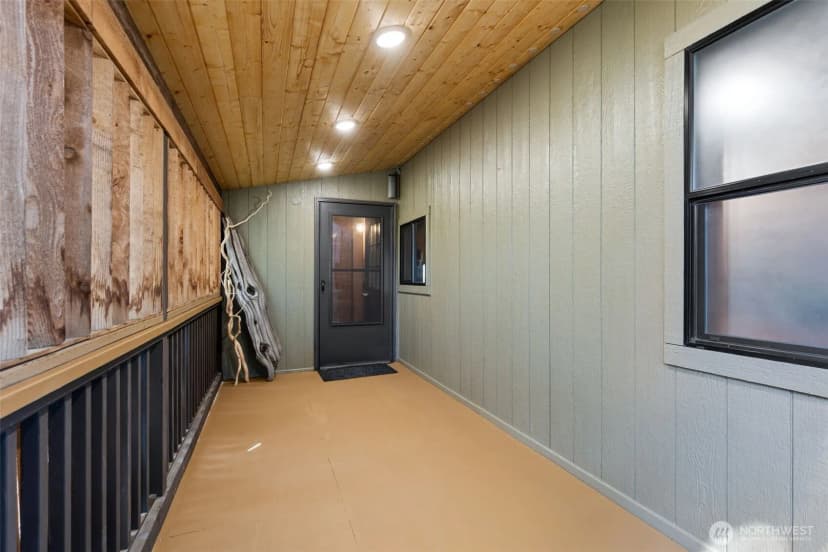 Property photo for 8005 21st Avenue W, University Place photo 13