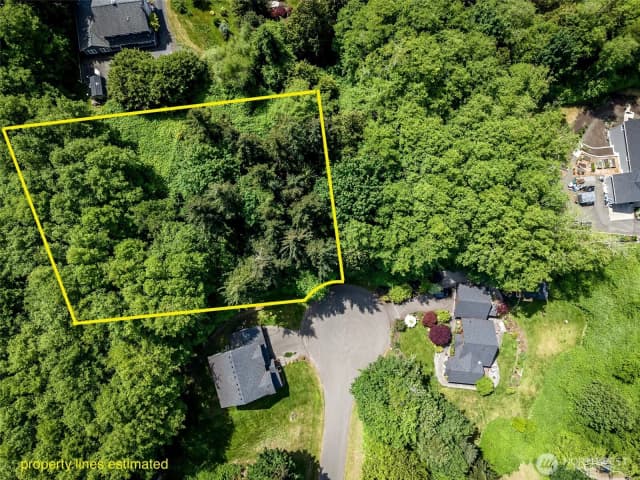 Property photo for 38742 Tinker Place Ne, Hansville