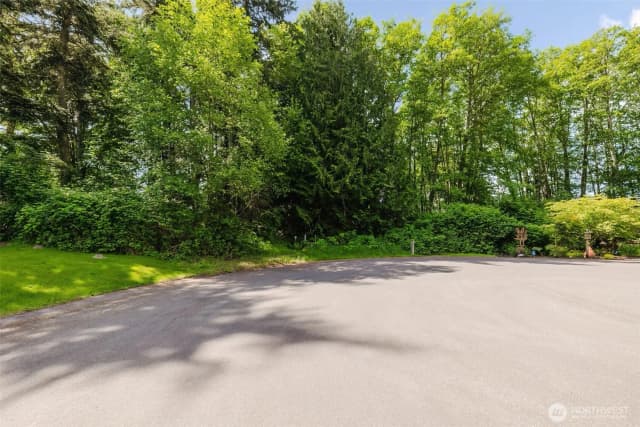 Property photo for 38742 Tinker Place Ne, Hansville photo 2