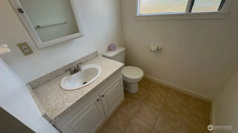 Property photo for 521 & 523 Boulevard Road Se, Olympia photo 12