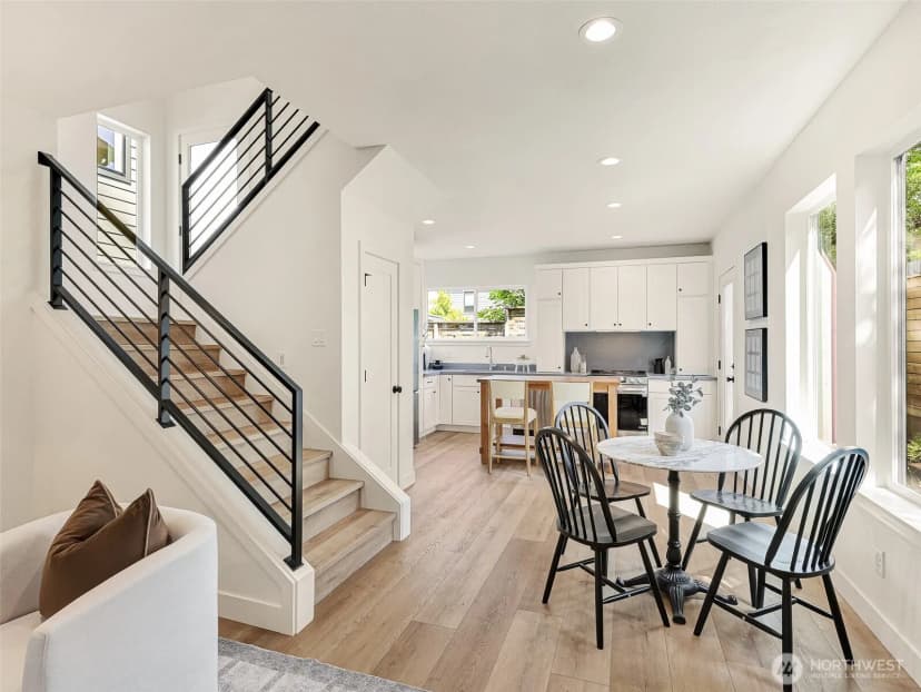 Property photo for 8126 12th Avenue Sw, Seattle photo 4