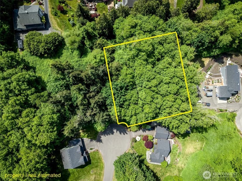 Property photo for 38743 Tinker Place Ne, Hansville