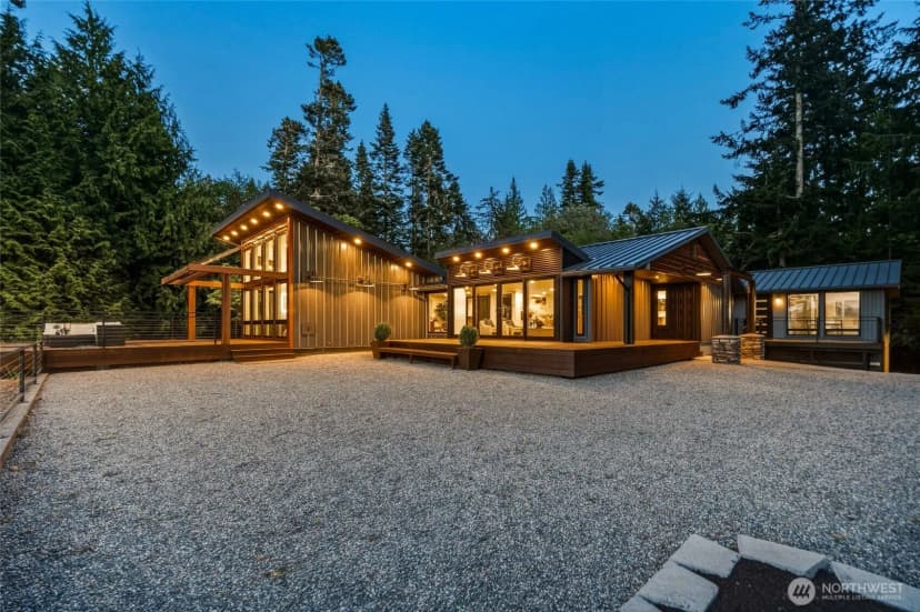 Property photo for 4101 Edith Point, Anacortes photo 6