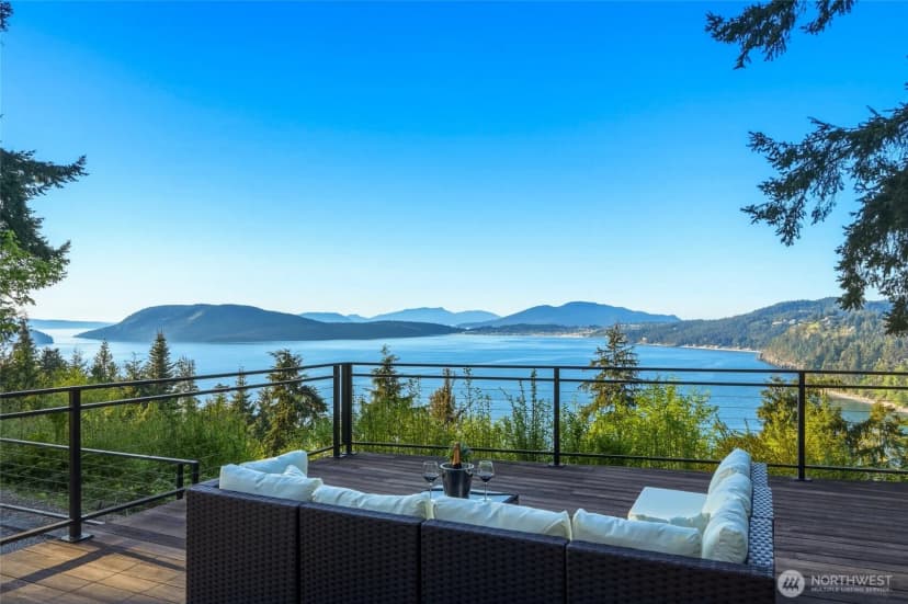 Property photo for 4101 Edith Point, Anacortes