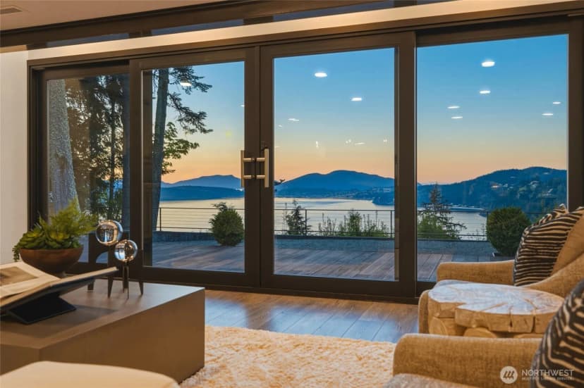 Property photo for 4101 Edith Point, Anacortes photo 3