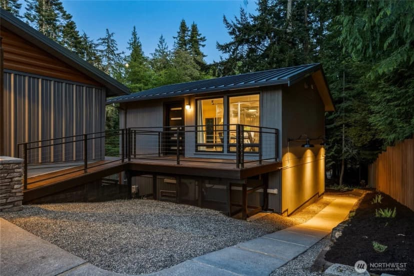 Property photo for 4101 Edith Point, Anacortes photo 28