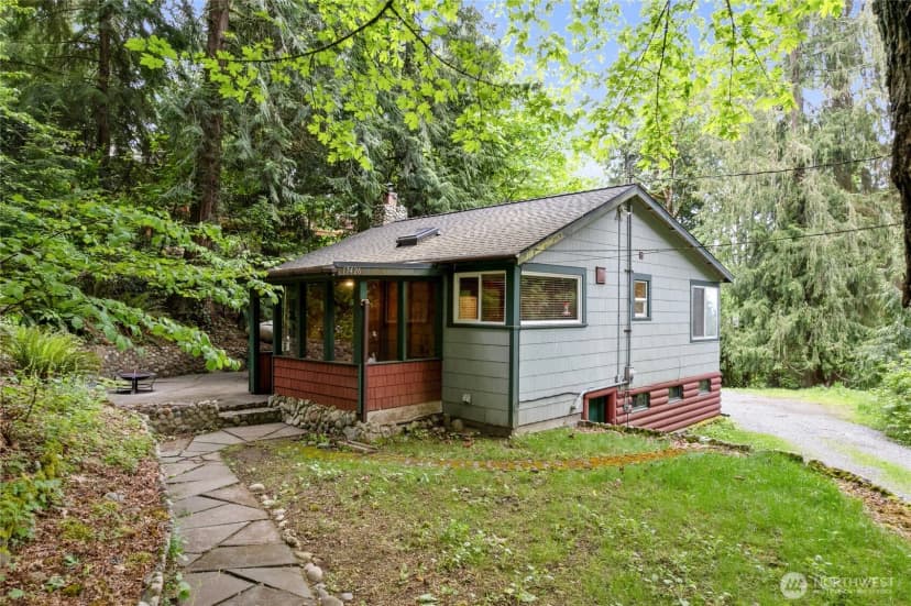Property photo for 17426 Se 60th Street, Bellevue