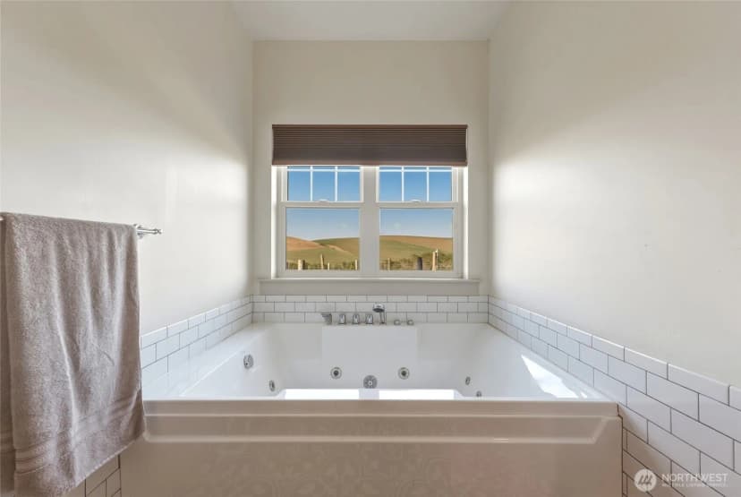 Property photo for 518 Stonecipher Road, Waitsburg photo 21