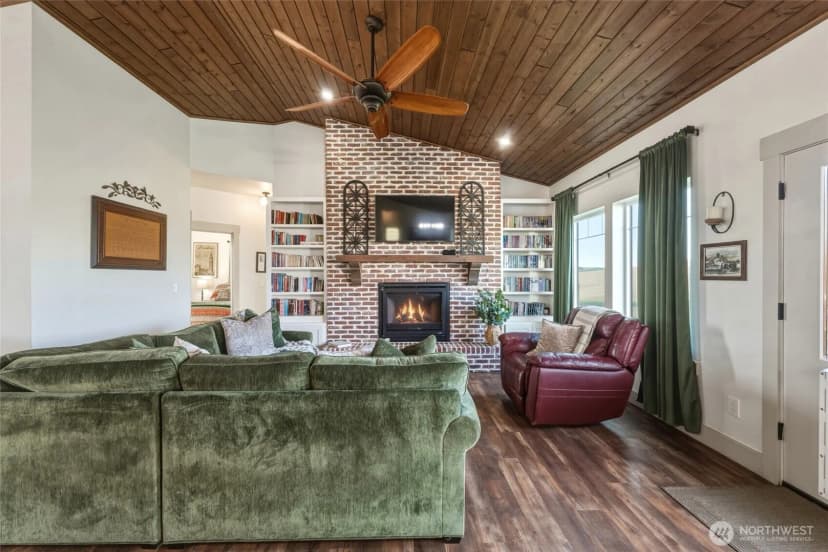 Property photo for 518 Stonecipher Road, Waitsburg photo 11