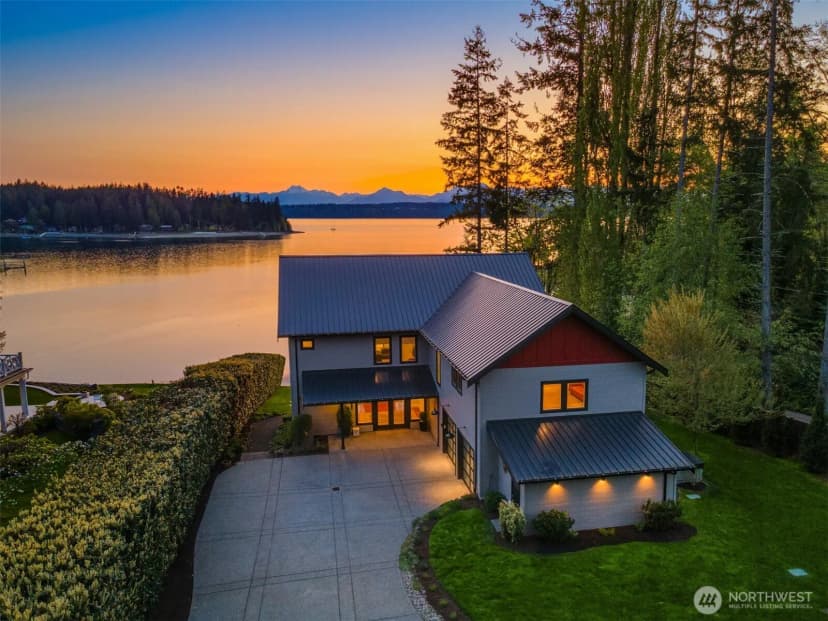 Property photo for 6783 Ne Bergman Road, Bainbridge Island photo 2