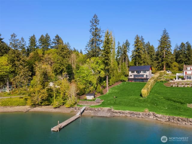 Property photo for 6783 Ne Bergman Road, Bainbridge Island photo 3