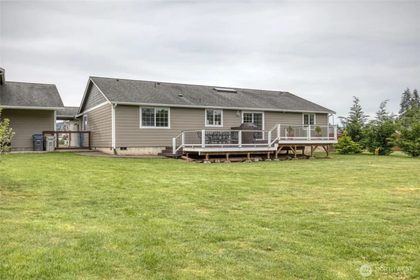 Property photo for 285 Meadow Loop, Montesano photo 24