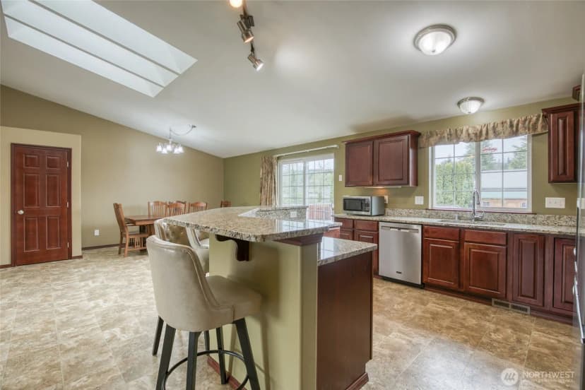 Property photo for 285 Meadow Loop, Montesano photo 7