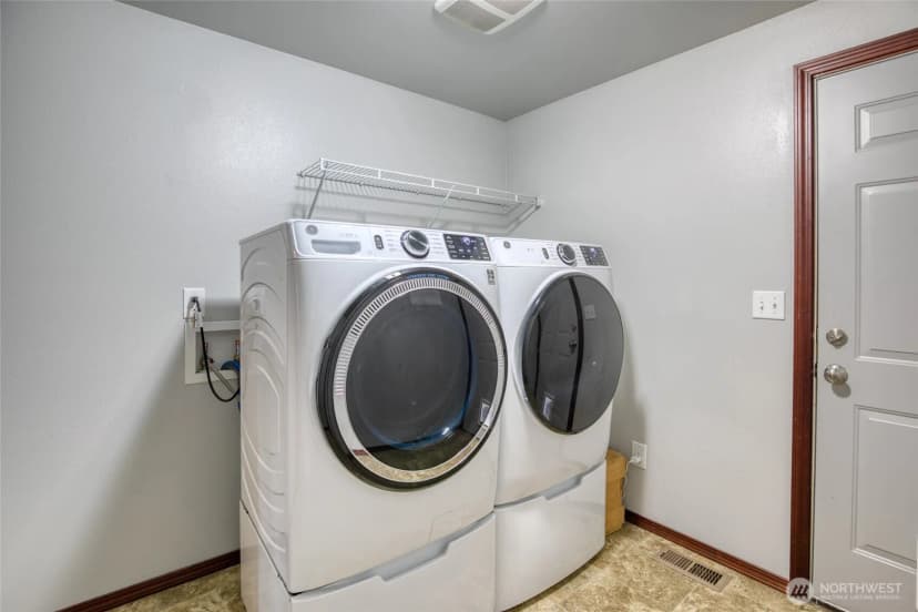 Property photo for 285 Meadow Loop, Montesano photo 22