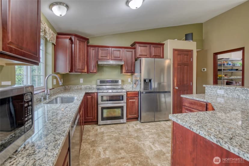 Property photo for 285 Meadow Loop, Montesano photo 9