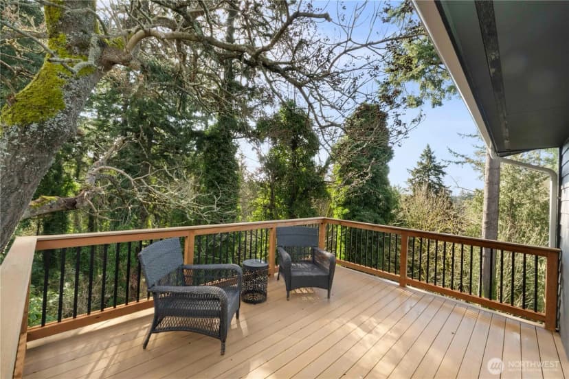 Property photo for 13022 15th Avenue Sw, Burien photo 10