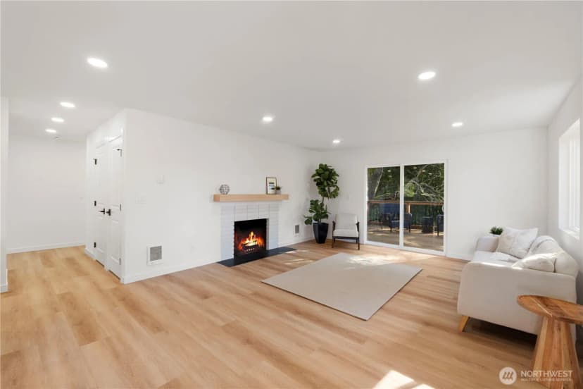 Property photo for 13022 15th Avenue Sw, Burien photo 8