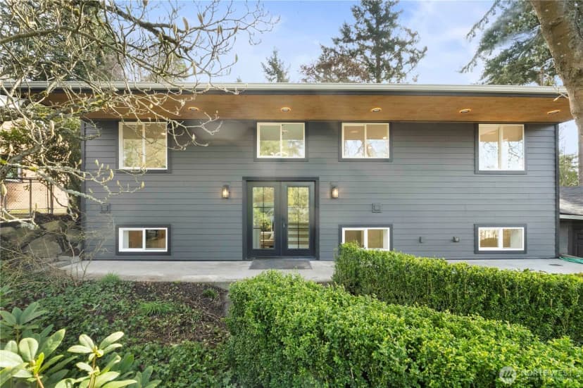 Property photo for 13022 15th Avenue Sw, Burien photo 31