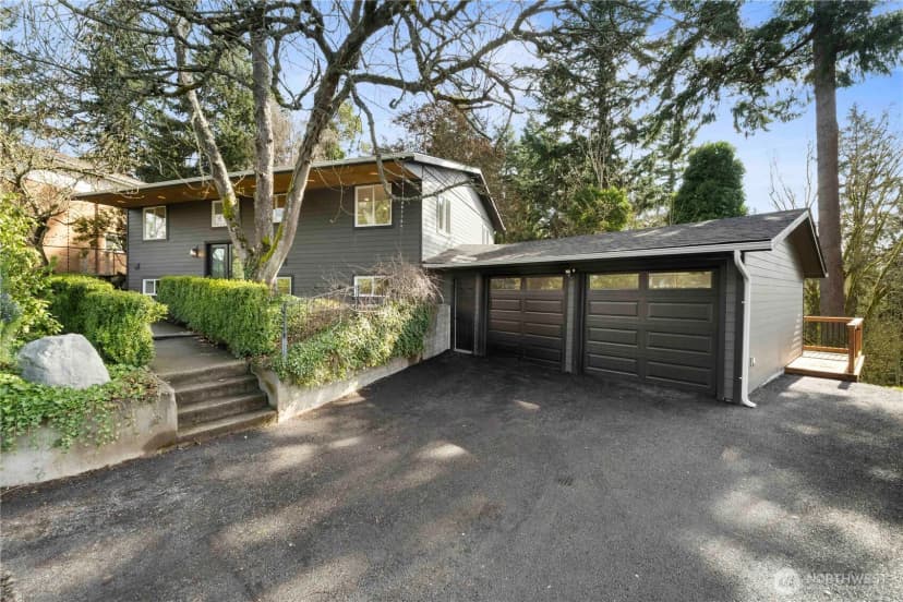 Property photo for 13022 15th Avenue Sw, Burien