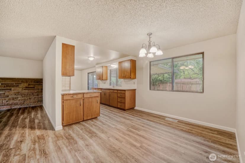 Property photo for 20828 116th Avenue Se, Kent photo 6