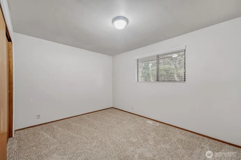 Property photo for 20828 116th Avenue Se, Kent photo 9