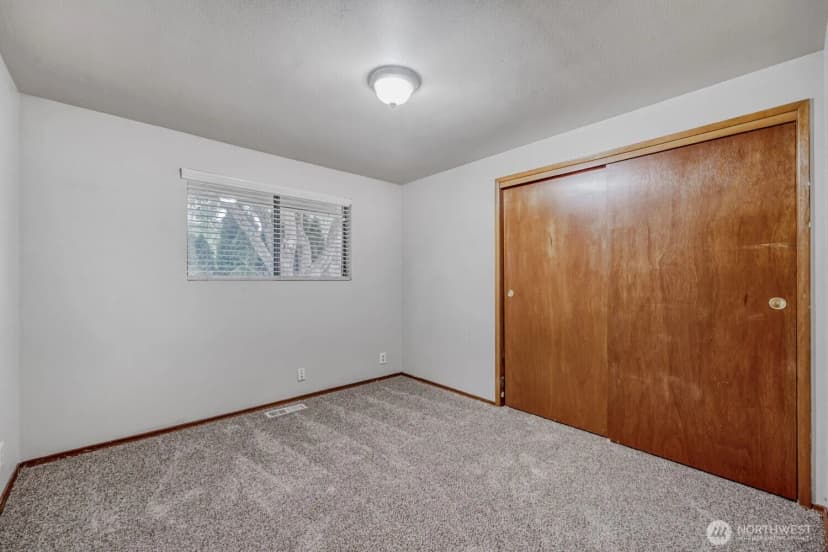 Property photo for 20828 116th Avenue Se, Kent photo 15