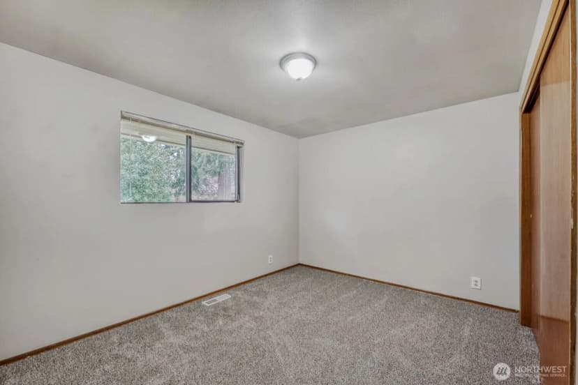 Property photo for 20828 116th Avenue Se, Kent photo 12
