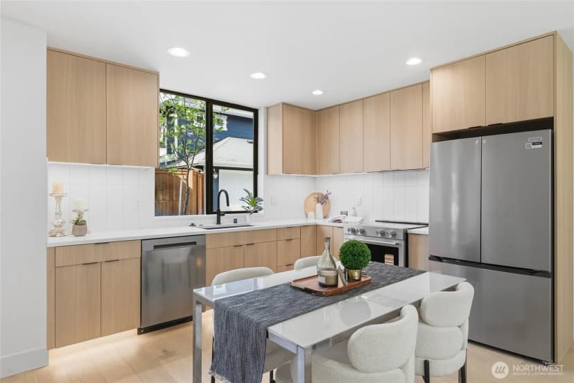 Property photo for 324 Nw 80th Street, Seattle photo 11