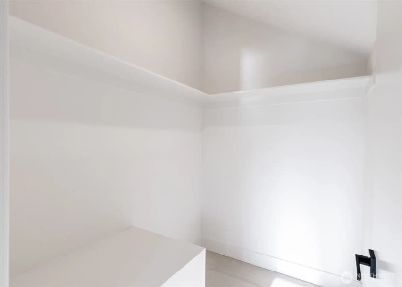 Property photo for 324 Nw 80th Street, Seattle photo 17