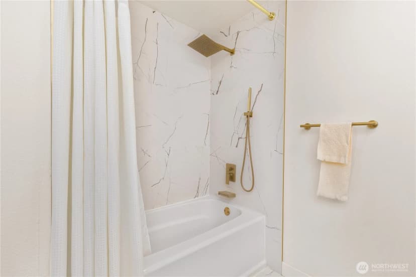 Property photo for 21810 Ne 16th Street, Sammamish photo 18