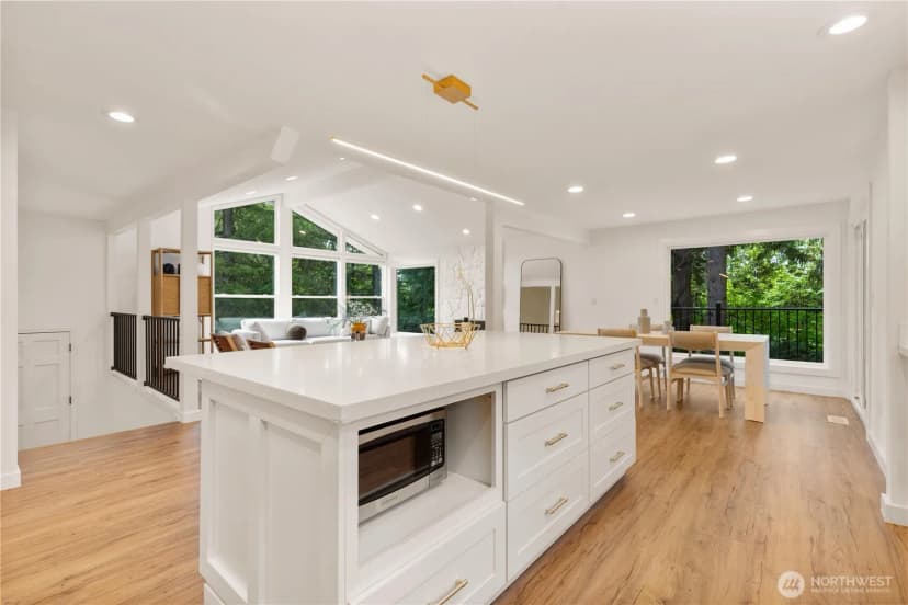 Property photo for 21810 Ne 16th Street, Sammamish photo 8