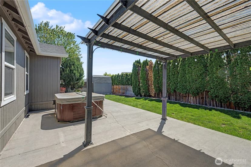 Property photo for 5929 Bluewood Street W, West Richland photo 34