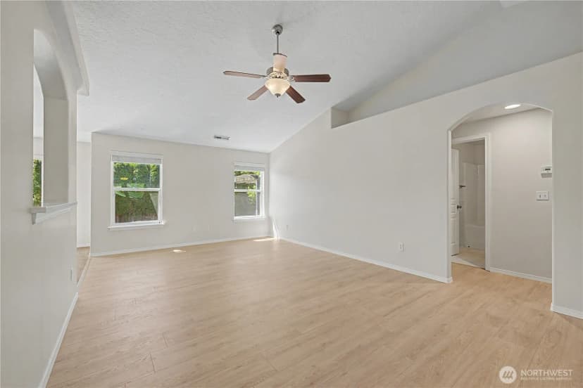 Property photo for 5929 Bluewood Street W, West Richland photo 11
